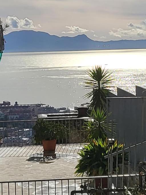 A Casa Di Ida-Appartamento Vista Mare Naples Extérieur photo
